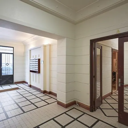 Sunlight - Daffia - Beautifully Renovated Studio, Pad In ニース