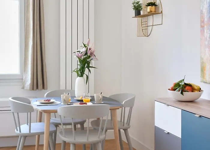 شقة Sunlight - Daffia - Beautifully Renovated Studio, Pad In نيس