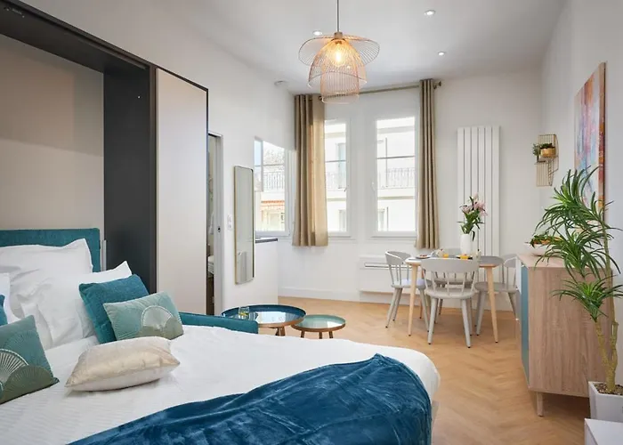 Sunlight - Daffia - Beautifully Renovated Studio, Pad In Nice