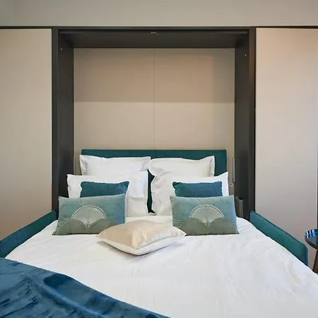 Sunlight - Daffia - Beautifully Renovated Studio, Pad In 니스